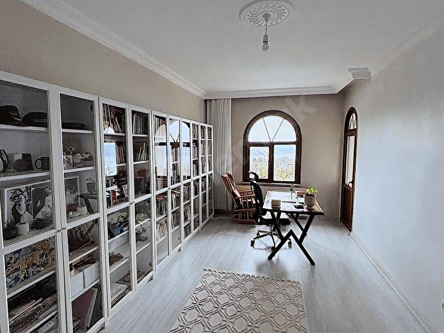 SARIYER CUMHURİYET MAHALLESİNDE FULL DENİZ MANZARALI DAİRE - Görsel 6