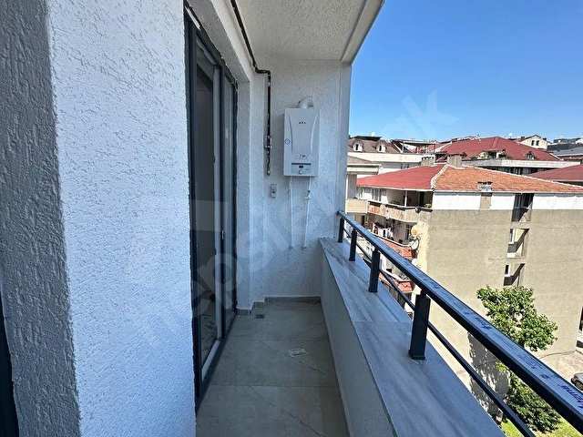 FAMİLY DEN ŞİRİNEVLER SİTEDE SATILIK 2+1 81 M² SIFIR LÜX DAİRE - Görsel 7