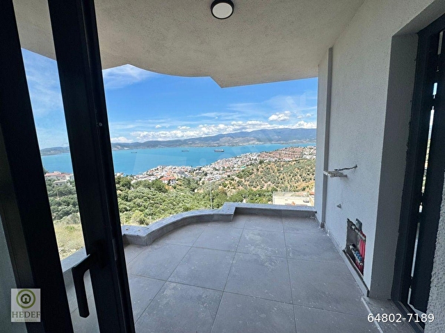 MUĞLA MİLAS GÜLLÜK DE DENİZ MANZARALI BAHÇELİ ORTAK YÜZME HAVUZLU SATILIK ÇATI DUBLEKS - Görsel 28
