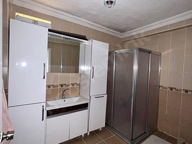 KARAKAYA EMLAKTAN ŞENTEPE SOL TARAFTA 3+1 ARA KAT SATILIK DAİRE - Görsel 12