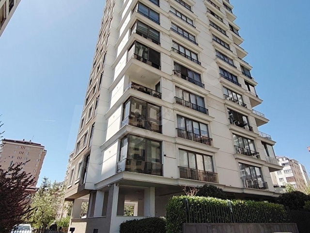 BOSTAN EMLAKTAN BOSTANCI DA GENİŞ 3+1 LÜX SATILIK DAİRE
