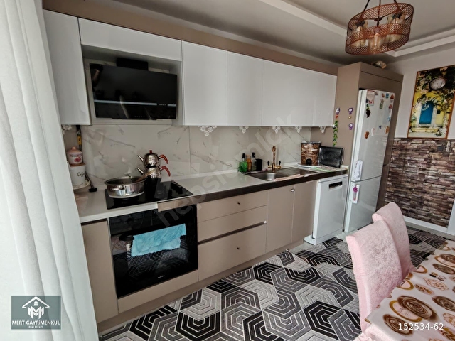 SATILIK 3+1 150M2 GENİŞ VE FERAH - EBEVEYN BANYOLU - ÇİFT BALKON - Görsel 10