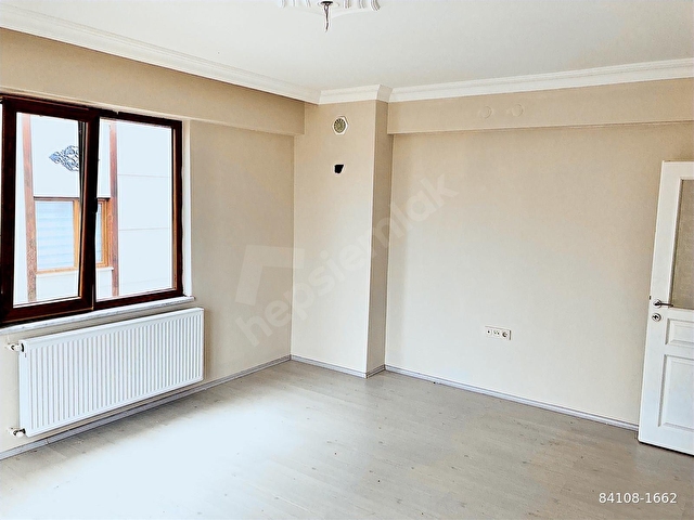 Panoramik Şehir Manzaralı, Site İçerisinde, 2+1 Arakat Daire - Görsel 6