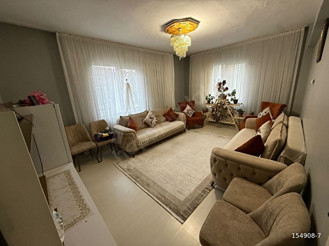 HARİKA LOKASYONDA, GARAJLI, BAKIMLI 3+1 DAİRE - Görsel 2