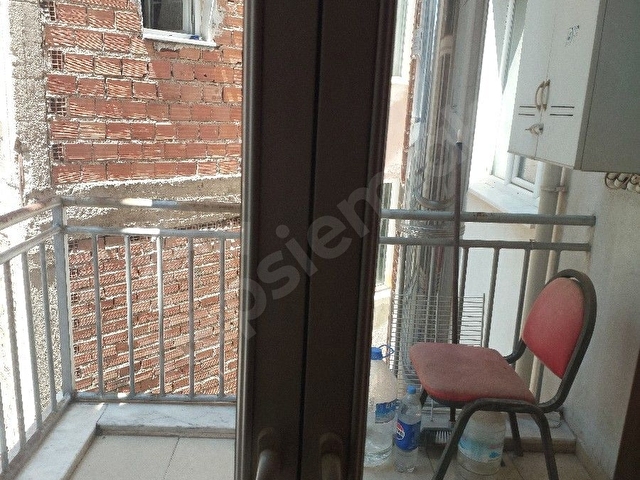 ÖZAKEL GAYRİMENKULDEN MERKEZDE KİRALIK EŞYALI 1+0 DAİRE - Görsel 6
