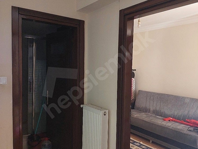 ÖZAKEL GAYRİMENKULDEN MERKEZDE KİRALIK EŞYALI 1+0 DAİRE - Görsel 11