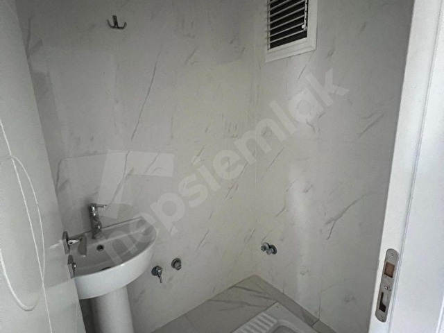 ERENKÖYDE KİRALIK 2+1 ASANSÖRLÜ 3.KAT AYRI MUTFAK DAİRE - Görsel 4