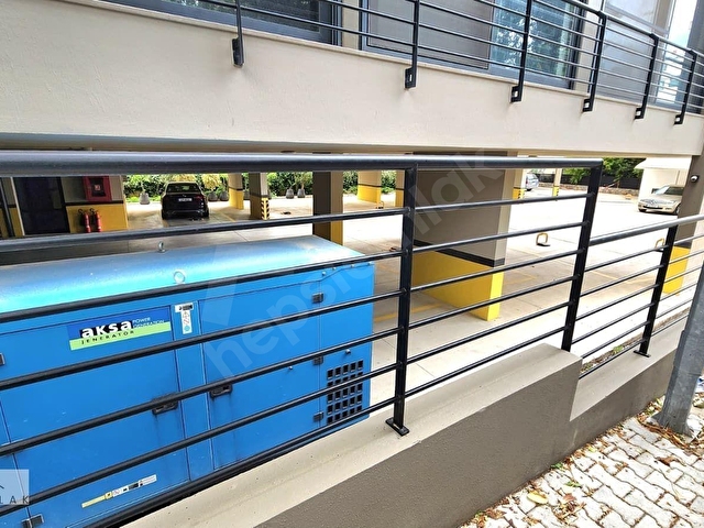 Girne Merkezde Lüks Eşyalı 2+1 Residence Daire - Görsel 13