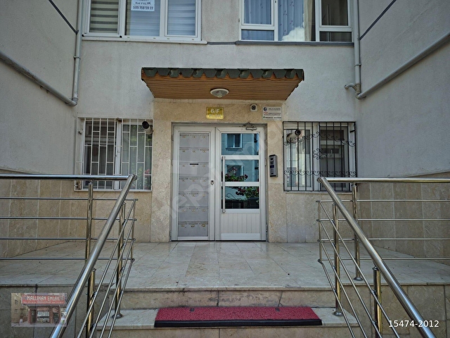 SİNCAN MERKEZDE ACİL SATILIK SİTE İÇİNDE FUL YAPILI 3 +1 DAİRE - Görsel 4