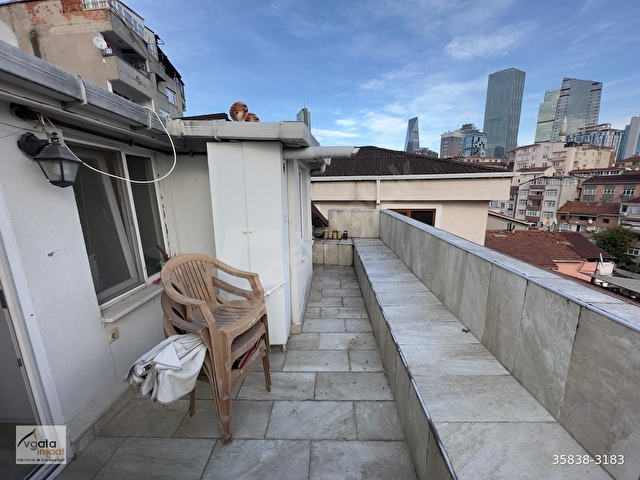 1 LEVENT METRO ARKASI KİRALIK ÇATI KATI 2+1 DAİRE - Görsel 25