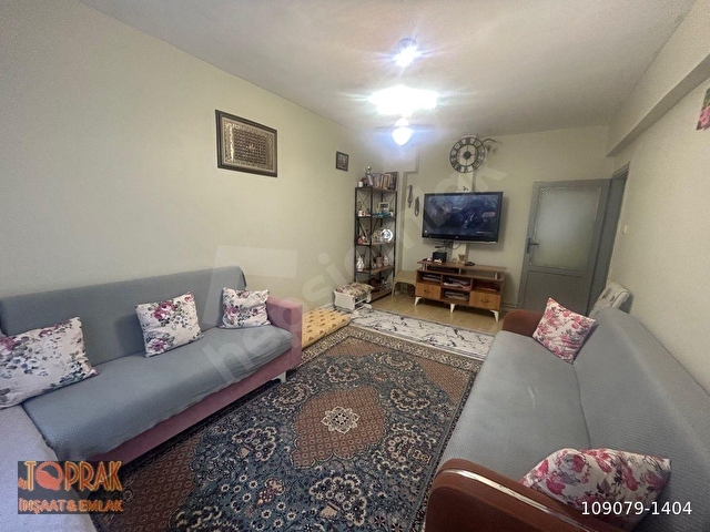 🏢 by TOPRAK İNŞAAT & EMLAK’TAN ÇIRPICIDA 3. KAT 80 m² BALKONLU SATILIK DAİRE... - Görsel 2