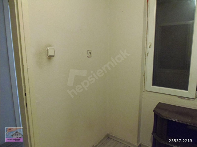 BORNOVA KÜÇÜKPARK MERKEZ METRO YANI İKİ ODA SALON KISMİ EŞYALI KLİMALI - Görsel 12