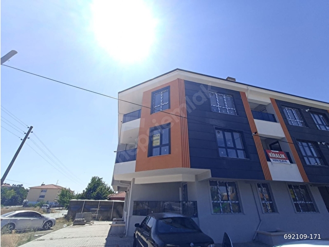 AYBÜ Yakını Dumlupınarda Eşyalı Kiralık Lüks 1+1 Daire - Görsel 2