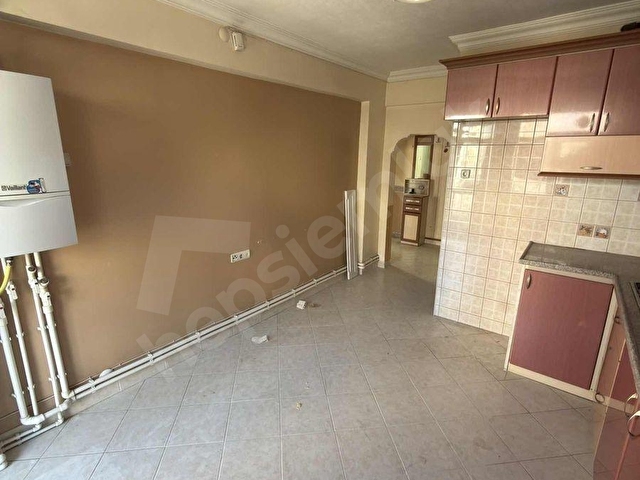 ^^AKYOL EMLAKTAN MOYMUL MAHALLESİNDE SATILIK 3+1 DAİRE^^ - Görsel 4