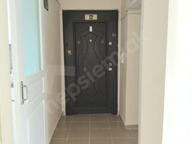 TOKİde İçi Yenilenmiş 2+1 Kiralık Son Kat - Görsel 15