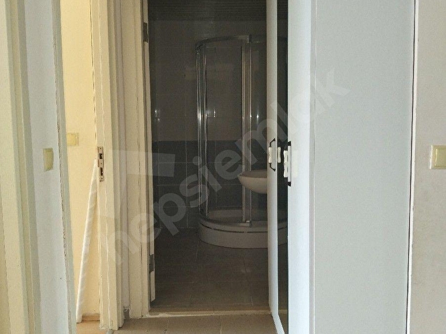 TOKİde İçi Yenilenmiş 2+1 Kiralık Son Kat - Görsel 19