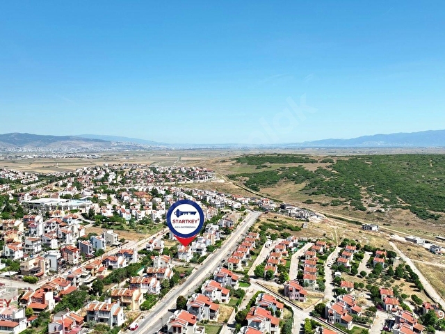 Villakentte 525 m2 Arsa İçinde Deniz Manzaralı Köşe Villa - Görsel 5