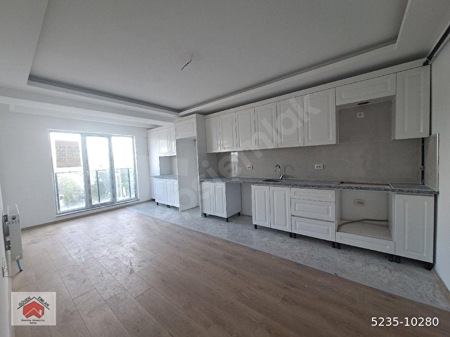 DİKMEN İLKERDE CADDE ÜZERİNDE 2+1 KOMBİLİ 2 NCİ KATTA MANZARALI ASANSÖRLÜ SÜPER LÜKS DAİRE