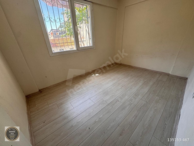 3+1 Tınaztepe Mahallesinde Tadilatlı Otoparklı Satılık Daire - Görsel 17