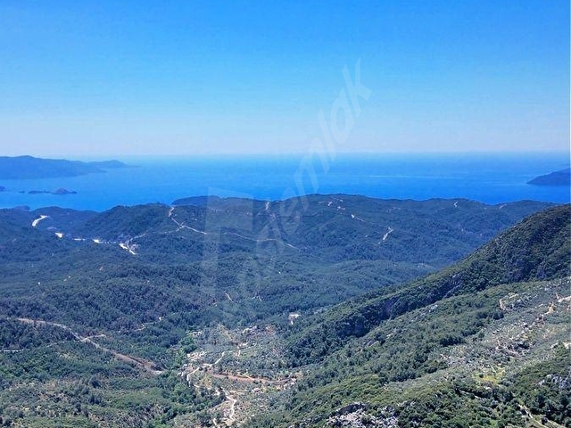 Gökçeovacıkta Göcek Manzaralı, 11.650 m², Altyapılı Eşsiz Arazi