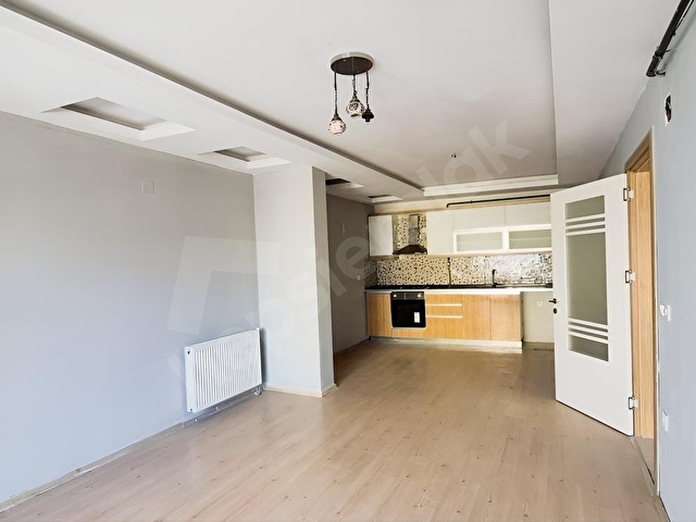 YILDIZ AY GAYRİMENKULDEN ÇARŞI MERKEZDE KİRALIK 3+1 DAİRE - Görsel 2
