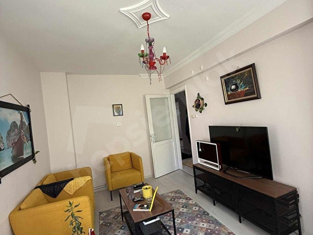 BUCA MENDERES CADDESİ ÜZERİNDE 2+1 FERAH DAİRE - Görsel 5