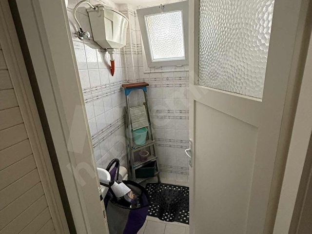 BUCA MENDERES CADDESİ ÜZERİNDE 2+1 FERAH DAİRE - Görsel 8