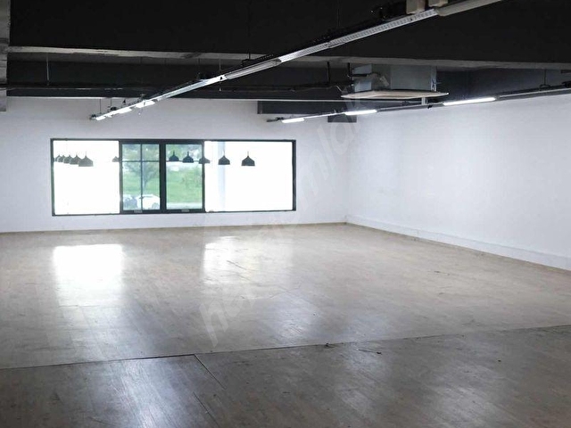 Emlakçı Nevzattan Anadolu Bulvarında Dükkan 550 m2 Kiralık - Görsel 2