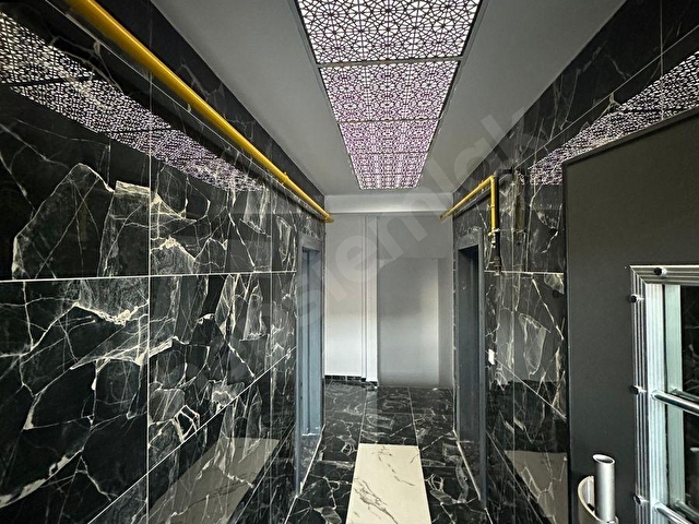 Aziz Işık Bulvar Yoluna Cephe Lux Kiralık Sıfır Eşyalı 1+1 Daire - Görsel 19