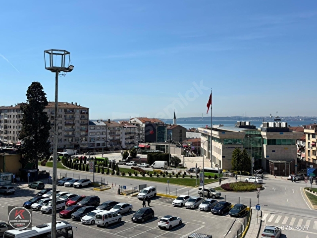 KARDEŞ TEN | ŞEHİR MERKEZİNDE DENİZ MANZARALI 3+1 SATILIK DAİRE