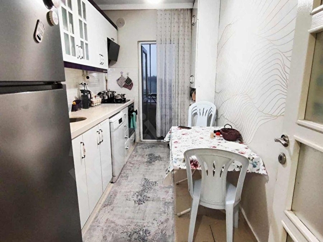 YUVA EMLAKTAN KAYAŞEHİR 8. BÖLGEDE SATILIK YAPILI 2+1 85M2 DAİRE