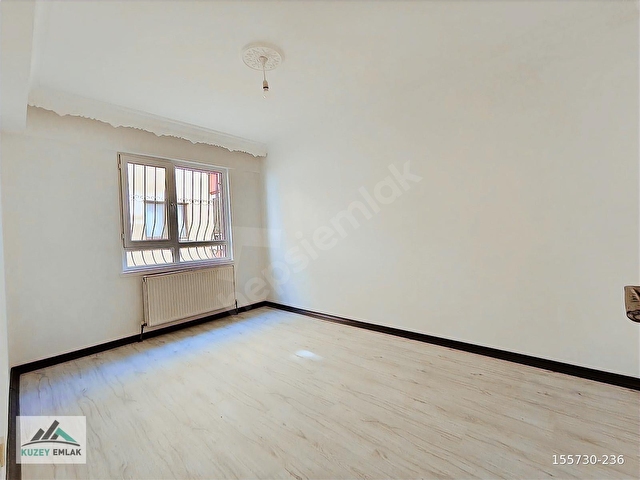 KUZEY EMLAKTAN CADDE ÜZERİNDE KAT KONUMUNDA GENİŞ 3+1 DAİRE - Görsel 19