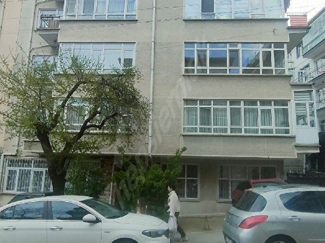 KÜÇÜKESAT YAPRAK SOKAKTA KATTA 3+1 ÖN CEPHE,MANZARALI MERKEZİ YERDE SATLIK DAİRE.