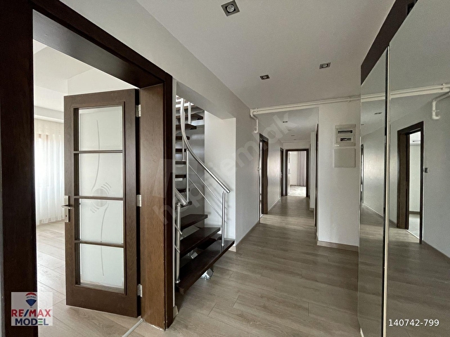 REMAX MODEL DENIZLIDEN ÇAMLIKTA SATILIK DUBLEKS DAIRE - Görsel 5