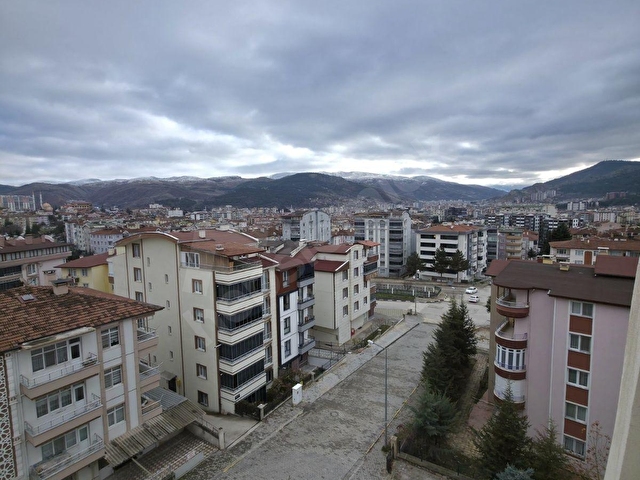 KARŞIYAKA DA PANORAMİK MANZARALI ARAKAT SATILIK 3+1 DAİRE - Görsel 6