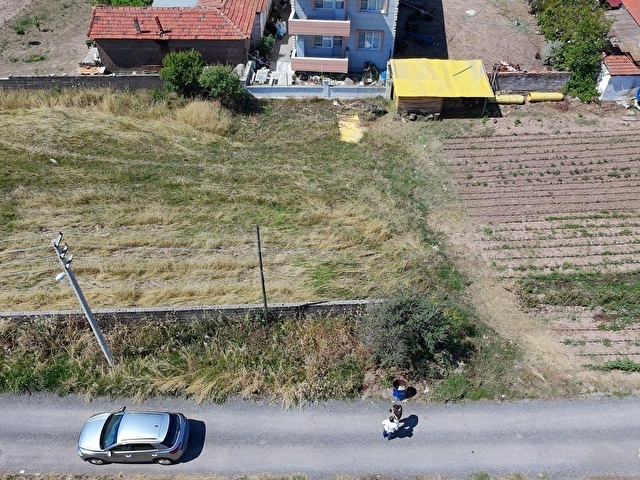Kayalıoğlu Mahallesinde 290 m² 3 Kat İmarlı Satılık Arsa - Görsel 3