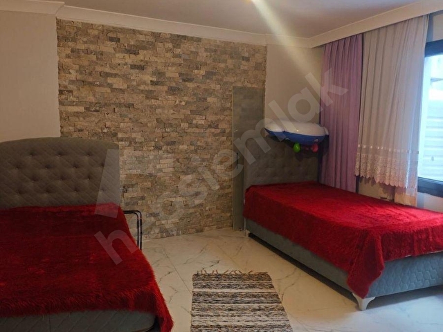 DİKİLİ ÜMMETOĞLU EMLAKTAN 2+1 90 M2 FULL EŞYALI DAİRE - Görsel 6