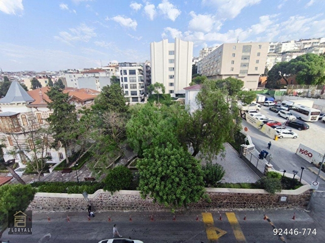 TÜRK KOLEJİ YAKINI DENİZ MANZARALI OTOPARKLI KÖŞE AYDINLIK DAİRE - Görsel 23