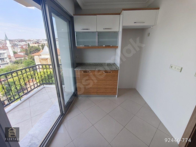 TÜRK KOLEJİ YAKINI DENİZ MANZARALI OTOPARKLI KÖŞE AYDINLIK DAİRE - Görsel 7