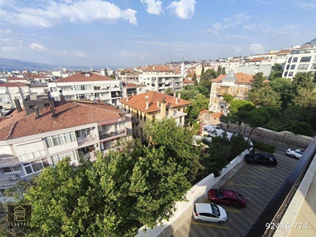 TÜRK KOLEJİ YAKINI DENİZ MANZARALI OTOPARKLI KÖŞE AYDINLIK DAİRE - Görsel 22