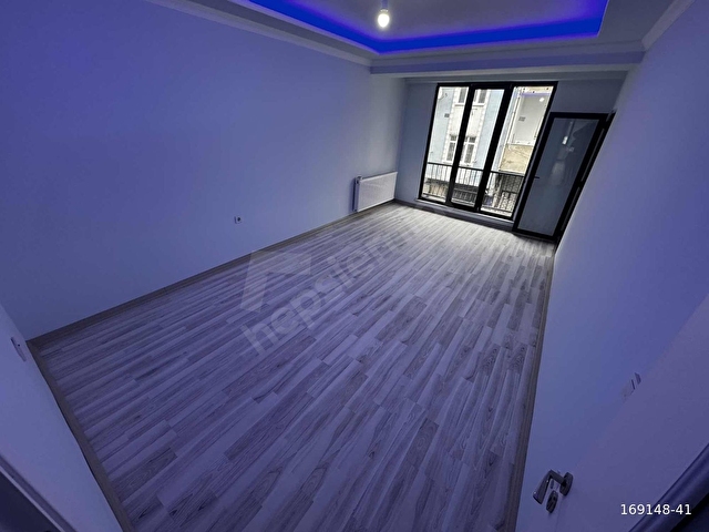 YEŞİLPINAR METRO 8 DAK SIFIR ASANSÖR+ÇİFT BALKON 1.KAT 2+1 110m2 - Görsel 2