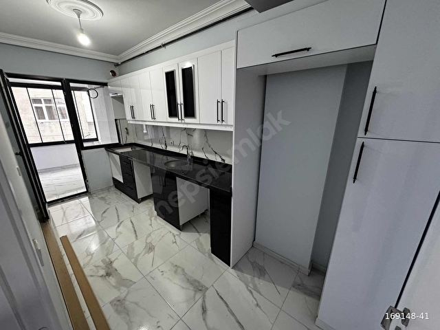 YEŞİLPINAR METRO 8 DAK SIFIR ASANSÖR+ÇİFT BALKON 1.KAT 2+1 110m2 - Görsel 15
