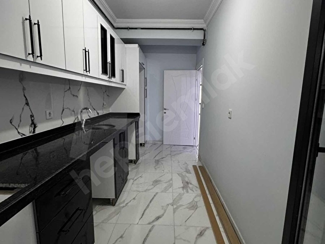 YEŞİLPINAR METRO 8 DAK SIFIR ASANSÖR+ÇİFT BALKON 1.KAT 2+1 110m2 - Görsel 23