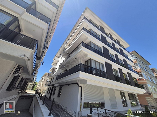 ARELDEN BAHÇELİEVLERDE YENİ BİNA SIFIR 4 KAT GÜNEY BATI 3+1