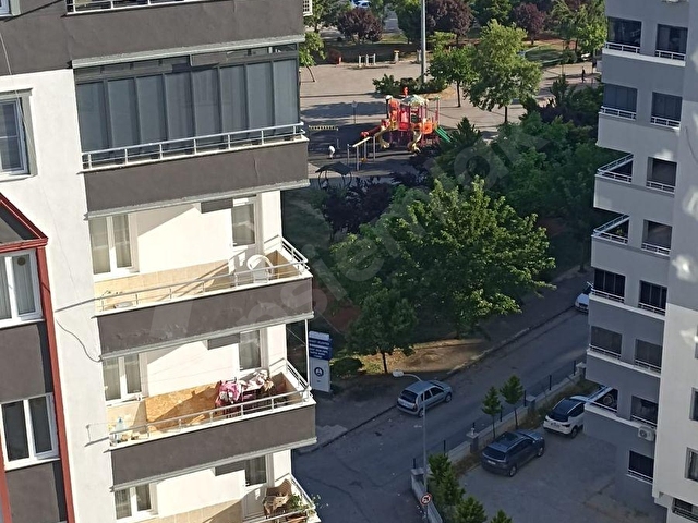 KARATAŞ MERKEZDE,GENİŞ,TEMİZ,BAKIMLI ACİL SATILIK 2+1 - Görsel 7