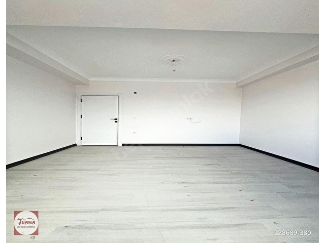 ESENYURT MERKEZ MAHALLESİ 3+1 SIFIR LÜX SATILIK ARAKAT DAİRE! - Görsel 21
