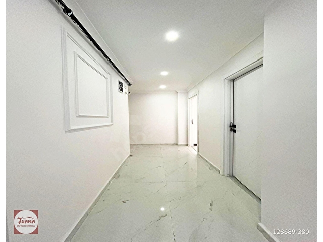 ESENYURT MERKEZ MAHALLESİ 3+1 SIFIR LÜX SATILIK ARAKAT DAİRE! - Görsel 17