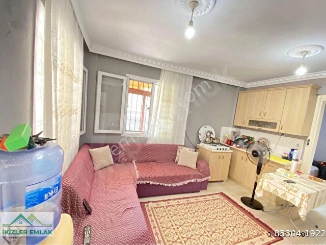 Seferihisar Ürkmez merkezde satılık 1 + 1 deniz tarafında daire - Görsel 18