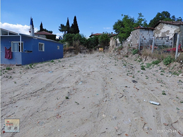 SARUHANLI PINARBAŞIN DA SATILIK ARAÇ TAKASLI 368 M2 İMARLI ARSA 1.350.000 TL - Görsel 8