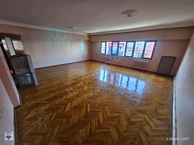 REMAX MID DEN - ÇARŞI MERKEZDE 3+1 ARAKAT ASANSÖRLÜ SATILIK DAIRE - Görsel 3